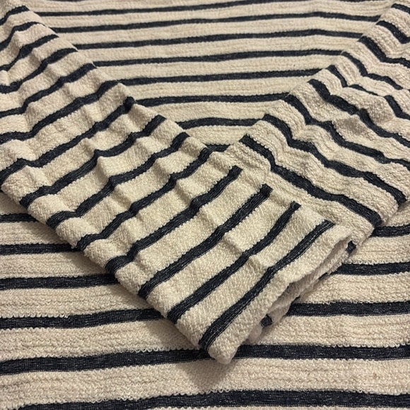 Motherhood Maternity Sweatshirt/Sweater, Large - Picture 3 of 10